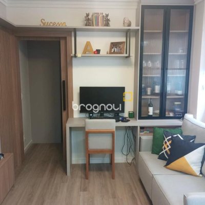 Apartamento com 31m², 1 quarto, 1 garagem, no bairro Centro em Florianópolis