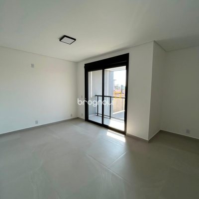 Casa com 130m², 3 quartos (sendo 1 suíte), 2 garagens, no bairro Ingleses em Florianópolis