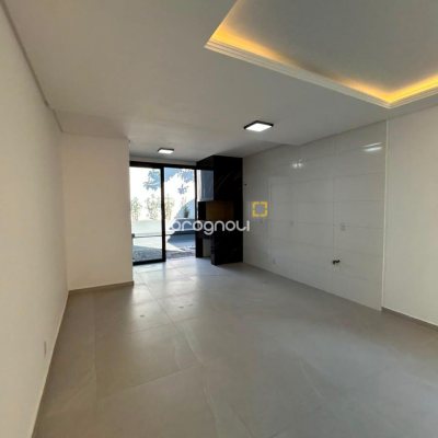 Casa com 130m², 3 quartos (sendo 1 suíte), 2 garagens, no bairro Ingleses em Florianópolis
