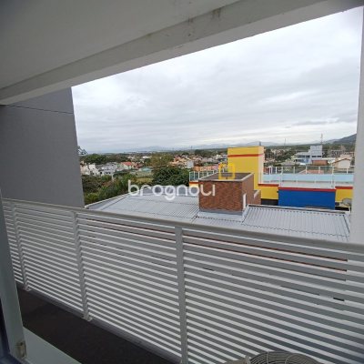 Apartamento com 70m², 2 quartos (sendo 1 suíte), 1 garagem, no bairro Campeche em Florianópolis
