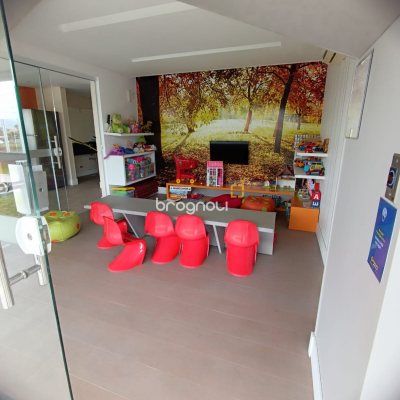 Apartamento com 70m², 2 quartos (sendo 1 suíte), 1 garagem, no bairro Campeche em Florianópolis