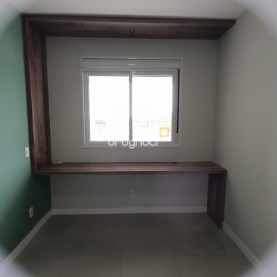 Apartamento com 70m², 2 quartos (sendo 1 suíte), 1 garagem, no bairro Campeche em Florianópolis