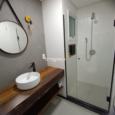 Apartamento com 70m², 2 quartos (sendo 1 suíte), 1 garagem, no bairro Campeche em Florianópolis