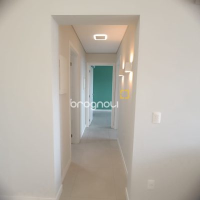 Apartamento com 70m², 2 quartos (sendo 1 suíte), 1 garagem, no bairro Campeche em Florianópolis