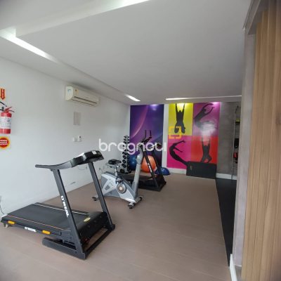 Apartamento com 70m², 2 quartos (sendo 1 suíte), 1 garagem, no bairro Campeche em Florianópolis