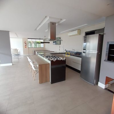 Apartamento com 70m², 2 quartos (sendo 1 suíte), 1 garagem, no bairro Campeche em Florianópolis