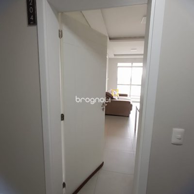 Apartamento com 70m², 2 quartos (sendo 1 suíte), 1 garagem, no bairro Campeche em Florianópolis