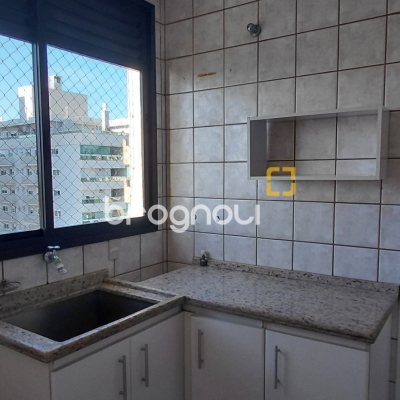 Apartamento com 112m², 3 quartos (sendo 1 suíte), 1 garagem, no bairro Agronômica em Florianópolis