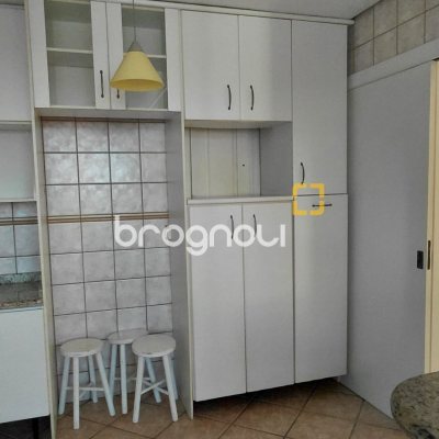Apartamento com 112m², 3 quartos (sendo 1 suíte), 1 garagem, no bairro Agronômica em Florianópolis