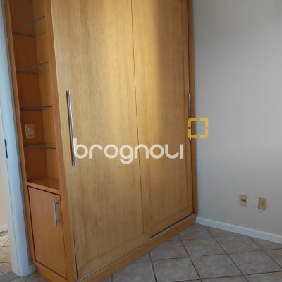 Apartamento com 112m², 3 quartos (sendo 1 suíte), 1 garagem, no bairro Agronômica em Florianópolis