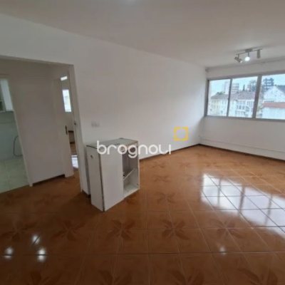 Apartamento com 49m², 1 quarto, no bairro Centro em Florianópolis