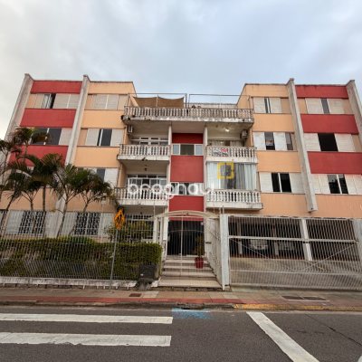 Apartamento com 131m², 3 quartos (sendo 1 suíte), 1 garagem, no bairro Coqueiros em Florianópolis