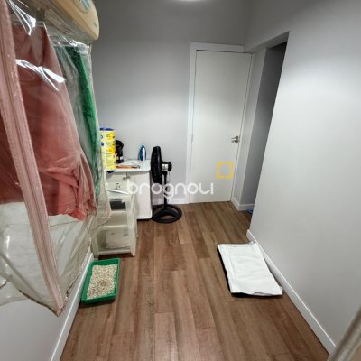 Apartamento com 131m², 3 quartos (sendo 1 suíte), 1 garagem, no bairro Coqueiros em Florianópolis