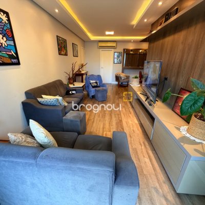 Apartamento com 131m², 3 quartos (sendo 1 suíte), 1 garagem, no bairro Coqueiros em Florianópolis