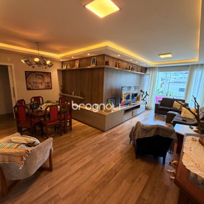 Apartamento com 131m², 3 quartos (sendo 1 suíte), 1 garagem, no bairro Coqueiros em Florianópolis