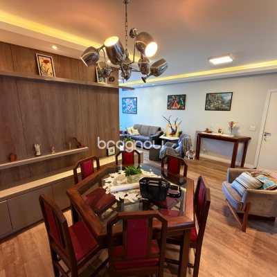 Apartamento com 131m², 3 quartos (sendo 1 suíte), 1 garagem, no bairro Coqueiros em Florianópolis