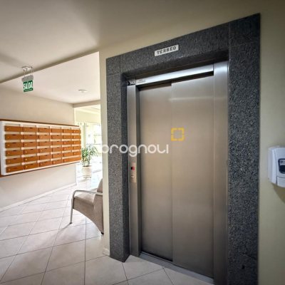Apartamento com 65m², 2 quartos, 1 garagem, no bairro Trindade em Florianópolis