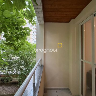 Apartamento com 65m², 2 quartos, 1 garagem, no bairro Trindade em Florianópolis