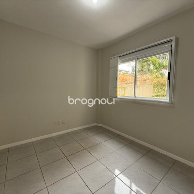Apartamento com 65m², 2 quartos, 1 garagem, no bairro Trindade em Florianópolis