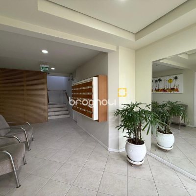 Apartamento com 65m², 2 quartos, 1 garagem, no bairro Trindade em Florianópolis