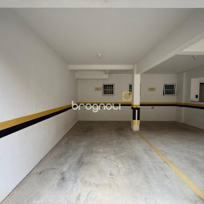 Apartamento com 65m², 2 quartos, 1 garagem, no bairro Trindade em Florianópolis