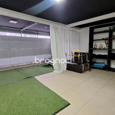 Casa com 322m², 4 quartos (sendo 4 suítes), 2 garagens, no bairro Jurerê Internacional em Florianópolis