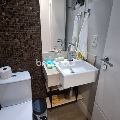 Casa com 322m², 4 quartos (sendo 4 suítes), 2 garagens, no bairro Jurerê Internacional em Florianópolis