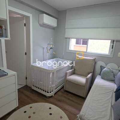 Apartamento com 107m², 3 quartos (sendo 1 suíte), 2 garagens, no bairro João Paulo em Florianópolis