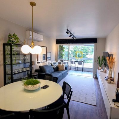 Apartamento com 107m², 3 quartos (sendo 1 suíte), 2 garagens, no bairro João Paulo em Florianópolis