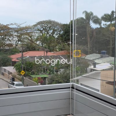Apartamento com 107m², 3 quartos (sendo 1 suíte), 2 garagens, no bairro João Paulo em Florianópolis