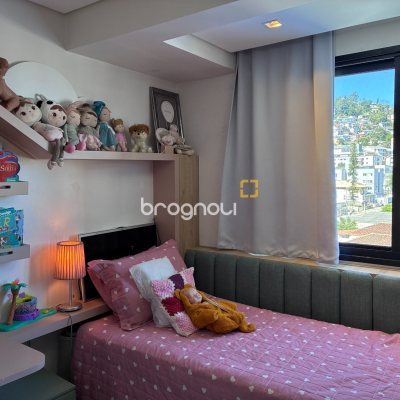 Apartamento com 115m², 3 quartos (sendo 1 suíte), 1 garagem, no bairro Saco dos Limões em Florianópolis