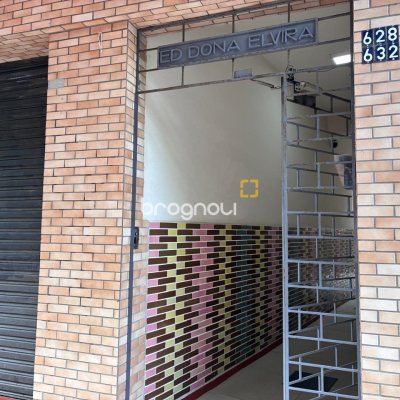 Apartamento com 90m², 3 quartos (sendo 1 suíte), no bairro Centro em Florianópolis