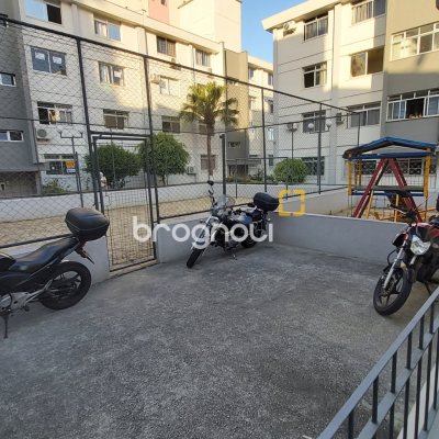 Apartamento com 43m², 2 quartos, 1 garagem, no bairro Estreito em Florianópolis