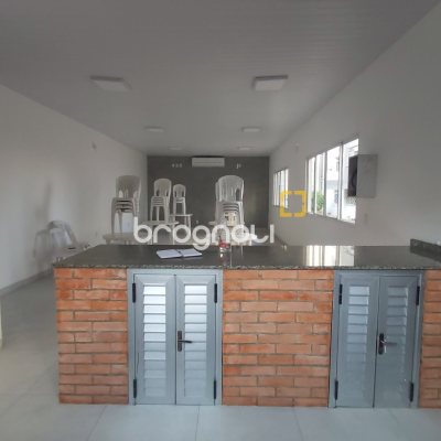 Apartamento com 43m², 2 quartos, 1 garagem, no bairro Estreito em Florianópolis
