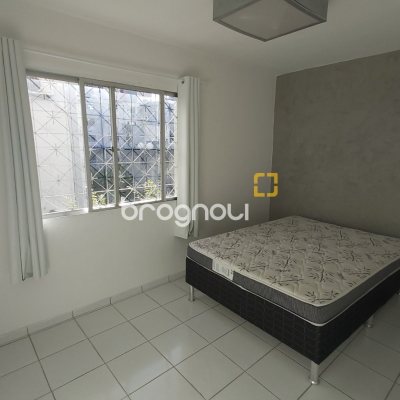 Apartamento com 43m², 2 quartos, 1 garagem, no bairro Estreito em Florianópolis