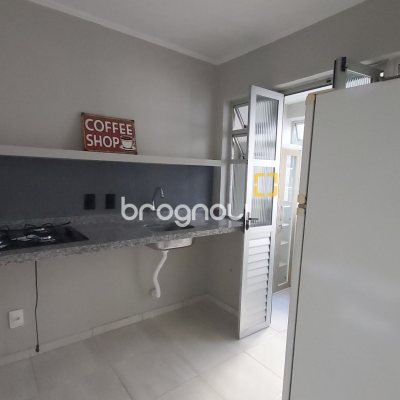 Apartamento com 43m², 2 quartos, 1 garagem, no bairro Estreito em Florianópolis