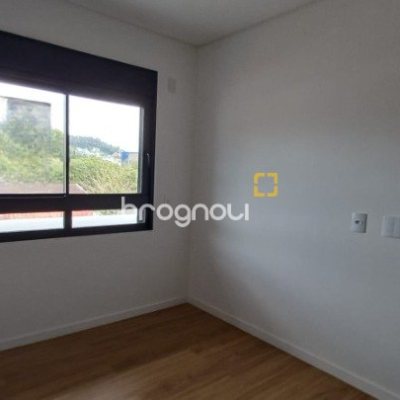 Apartamento com 69m², 2 quartos (sendo 1 suíte), 1 garagem, no bairro Monte Verde em Florianópolis