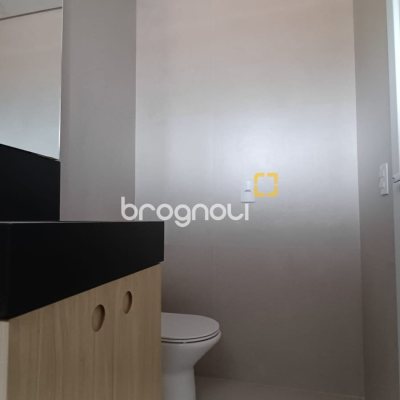 Apartamento com 69m², 2 quartos (sendo 1 suíte), 1 garagem, no bairro Monte Verde em Florianópolis