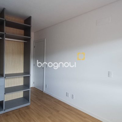 Apartamento com 69m², 2 quartos (sendo 1 suíte), 1 garagem, no bairro Monte Verde em Florianópolis