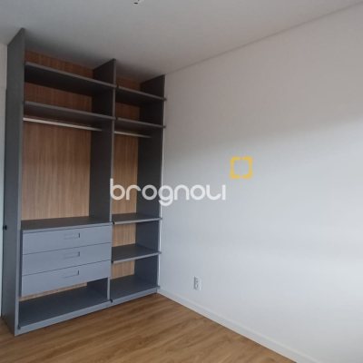 Apartamento com 69m², 2 quartos (sendo 1 suíte), 1 garagem, no bairro Monte Verde em Florianópolis