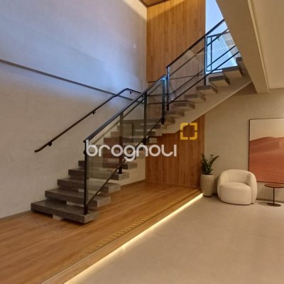 Apartamento com 69m², 2 quartos (sendo 1 suíte), 1 garagem, no bairro Monte Verde em Florianópolis