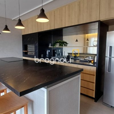 Apartamento com 69m², 2 quartos (sendo 1 suíte), 1 garagem, no bairro Monte Verde em Florianópolis