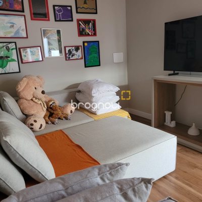 Casa com 247m², 4 quartos (sendo 2 suítes), 2 garagens, no bairro Lagoa da Conceição em Florianópolis