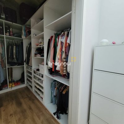 Casa com 247m², 4 quartos (sendo 2 suítes), 2 garagens, no bairro Lagoa da Conceição em Florianópolis