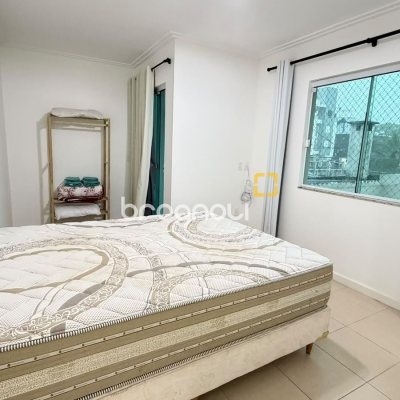 Casa com 185m², 5 quartos (sendo 3 suítes), 4 garagens, no bairro Canasvieiras em Florianópolis