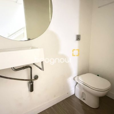 Casa com 185m², 5 quartos (sendo 3 suítes), 4 garagens, no bairro Canasvieiras em Florianópolis