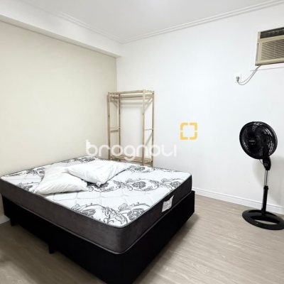 Casa com 185m², 5 quartos (sendo 3 suítes), 4 garagens, no bairro Canasvieiras em Florianópolis