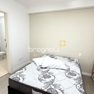 Casa com 185m², 5 quartos (sendo 3 suítes), 4 garagens, no bairro Canasvieiras em Florianópolis