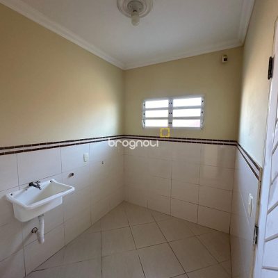 Casa com 120m², 3 quartos (sendo 1 suíte), no bairro Campeche em Florianópolis