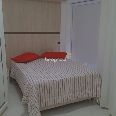 Apartamento com 117m², 3 quartos (sendo 1 suíte), 2 garagens, no bairro Palmas em Governador Celso Ramos